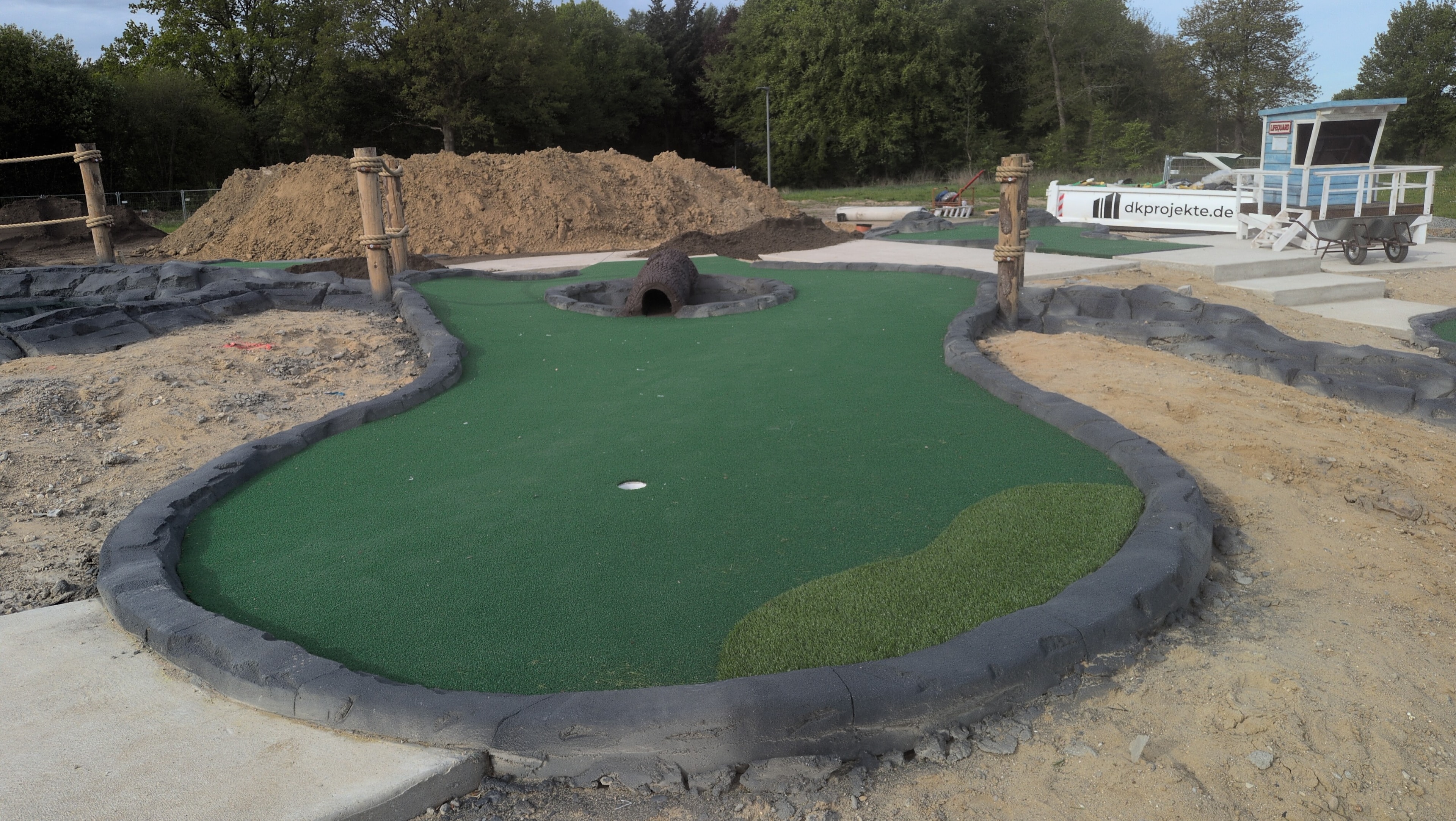 Mini golf course Hohenwestedt Germany installation