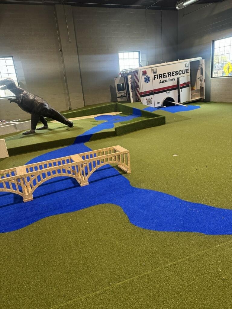Mini golf course obstacle detail